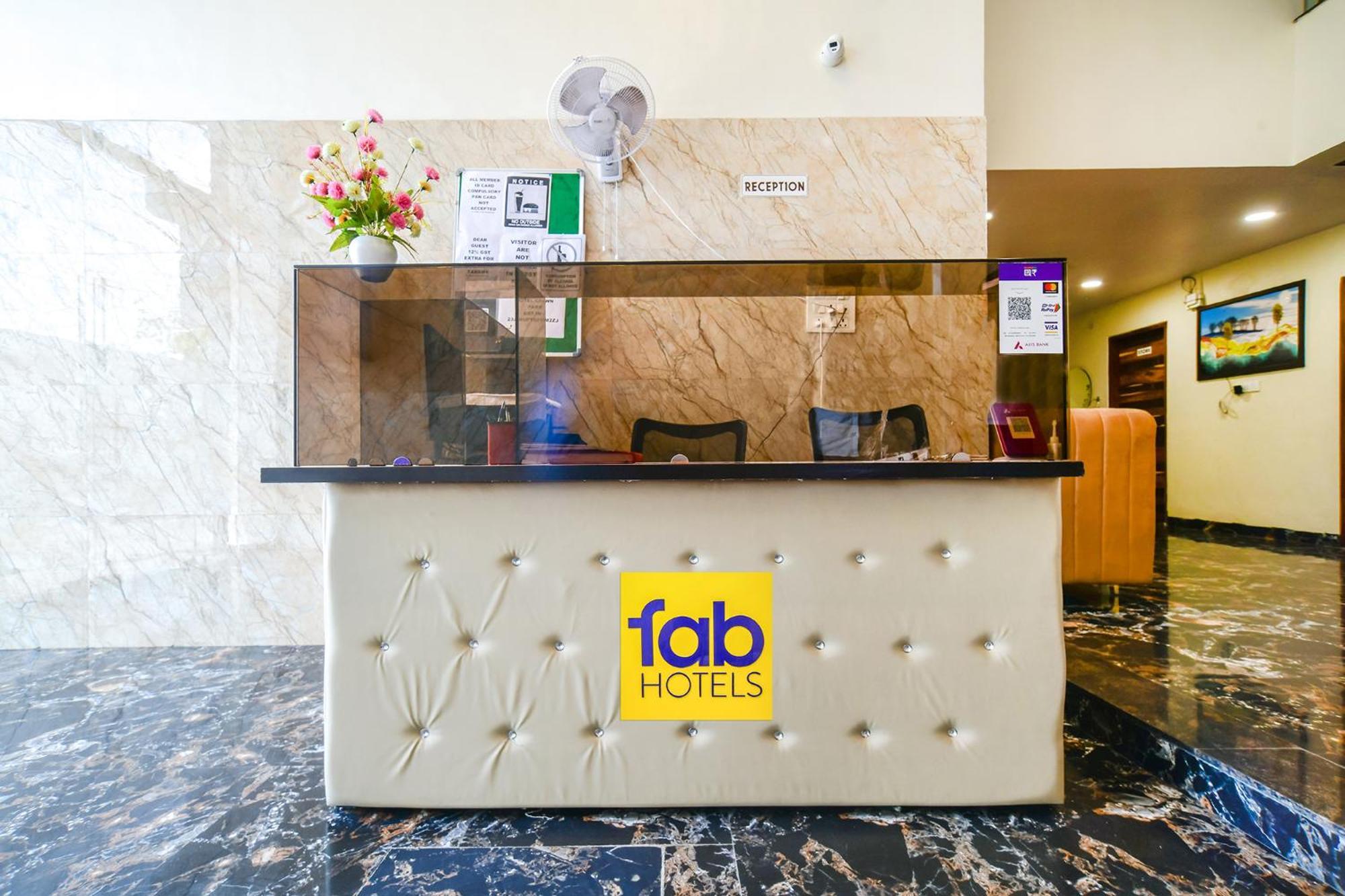 Fabhotel Crown Park Indore Eksteriør billede
